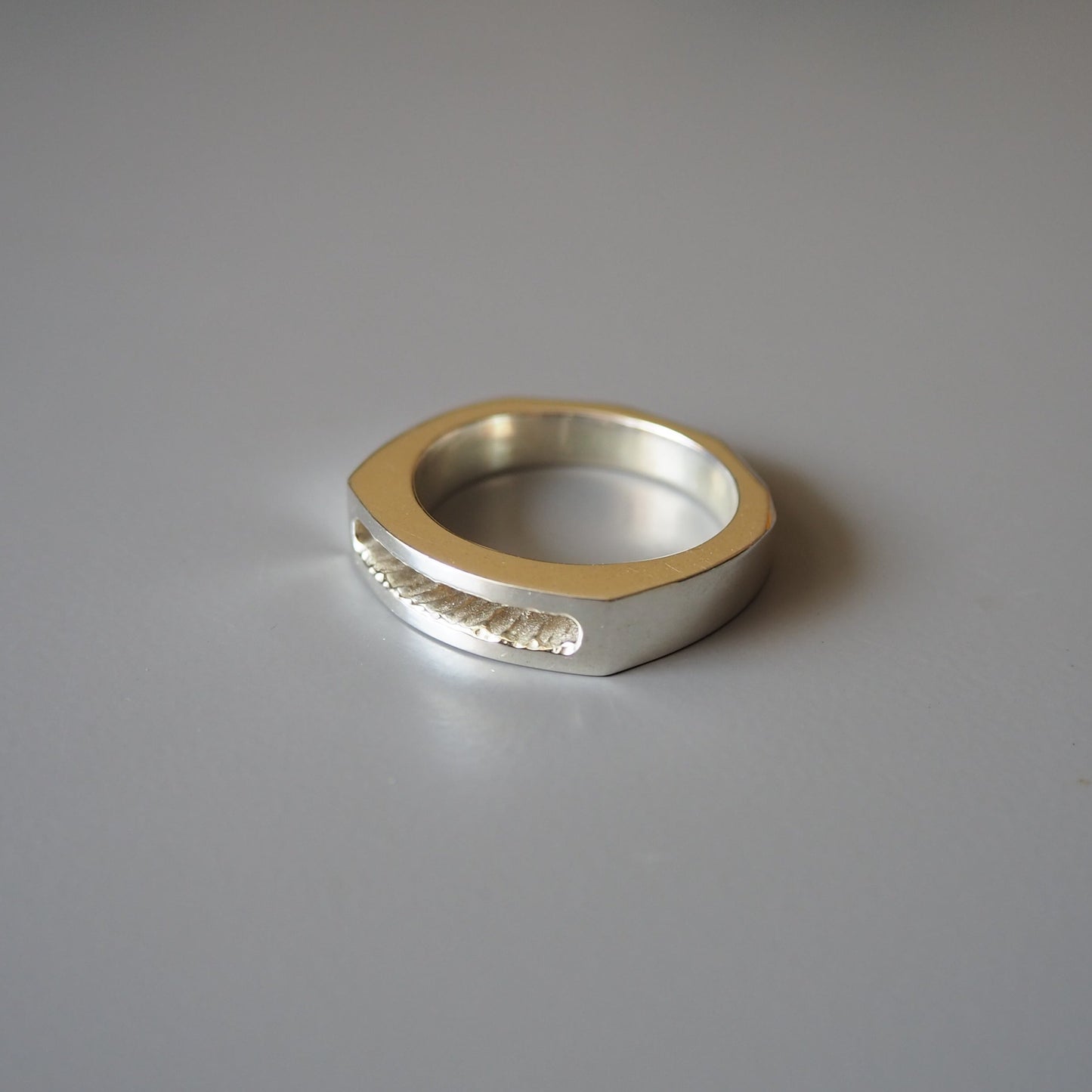 Bague CRATÈRE